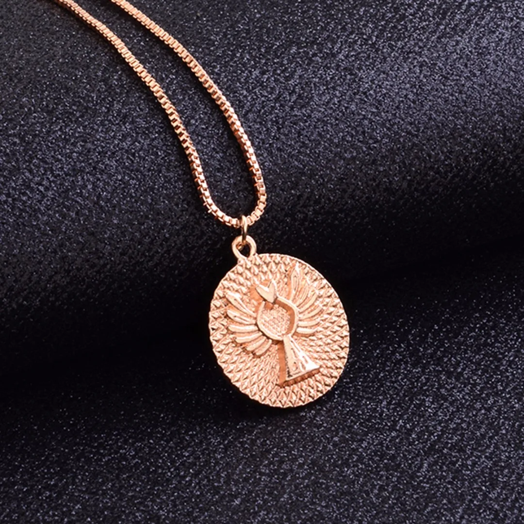 Shellhard Trendy Simple Elegant Silver/Gold Chain Metal Round Letter Angel Wing Pendant Necklace Punk Unique Jewelry Couple Gift