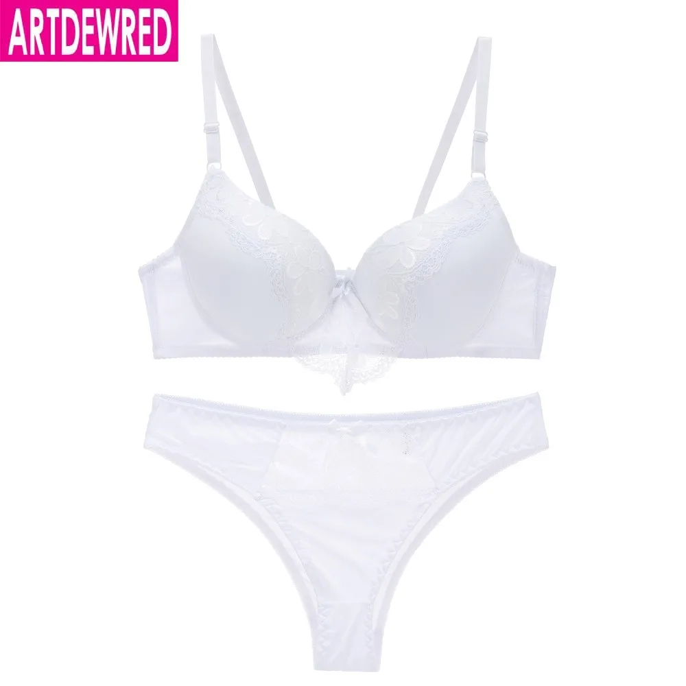 New 2019 Bra Brief Set Sexy Plus Size Women Bra Set Push Up Lace Underwear Set Intimate Bra Panty Set 36-44 BC Cup