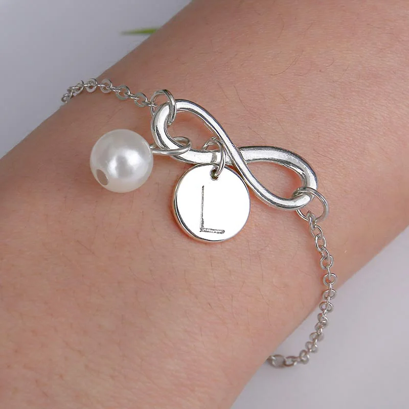 

Personalized Gold Silver Infinity Bracelet For Women A-Z 26 Letter Pearl Charm Bracelet Adjustable Wristband Simple Jewelry Gift