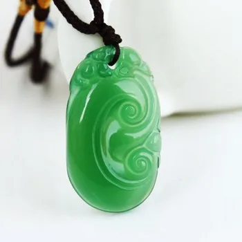 

Qingyun Xuan green chalcedony pendant Ruyi pendant jade jade necklace pendant natural crystal jewelry