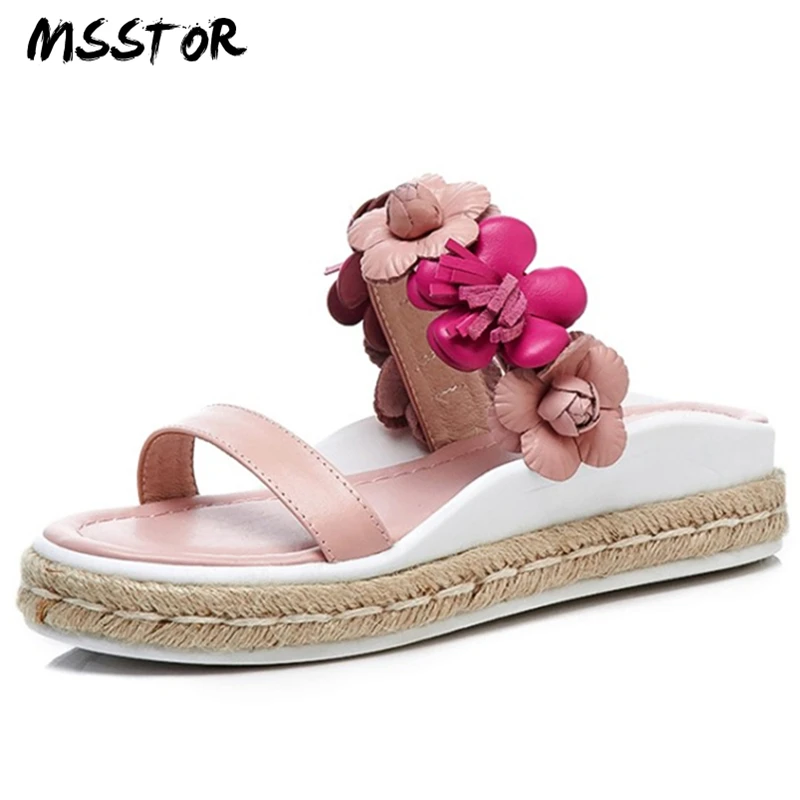 

MSSTOR Appliques Slippers Women Flat With White Flower Sweet Straw Fashion Casual Women Summer Shoes Peep Toe Platform Shoes