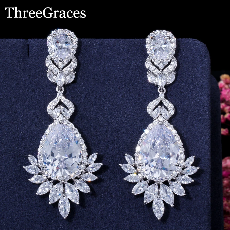 Серьги подвески ThreeGraces серьги с большим цветком и кристаллом каплевидной формы