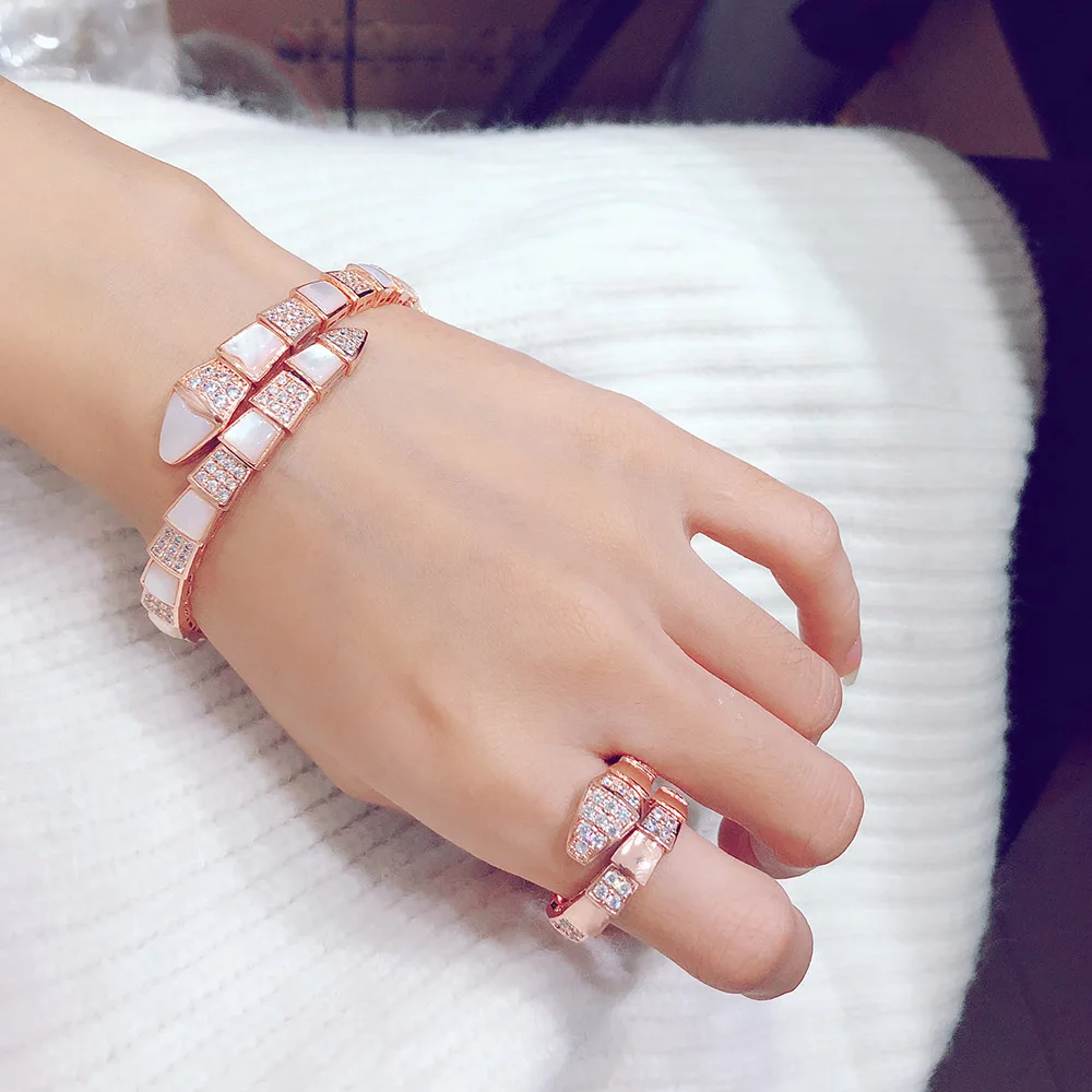 

S925 Silver Bracelet Snake Modern stylish French quality Luxurious bracelet and bracelet for nobles Personality Party Mosaic Bec