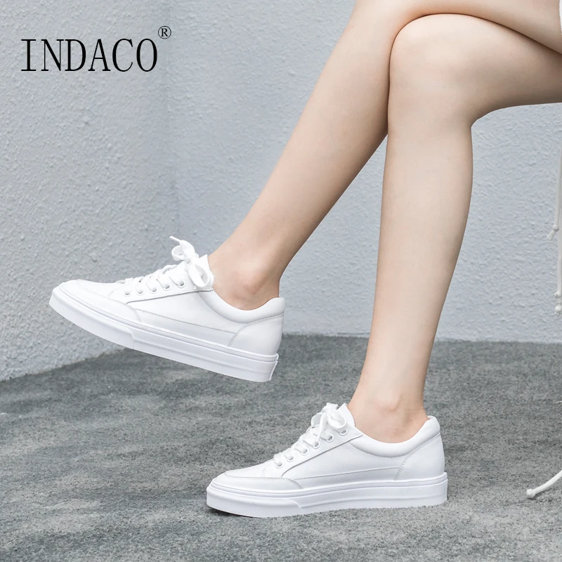 

White Shoes Women Leather 2019 New Breathable Flat Skateboard Shoes White Sneakers