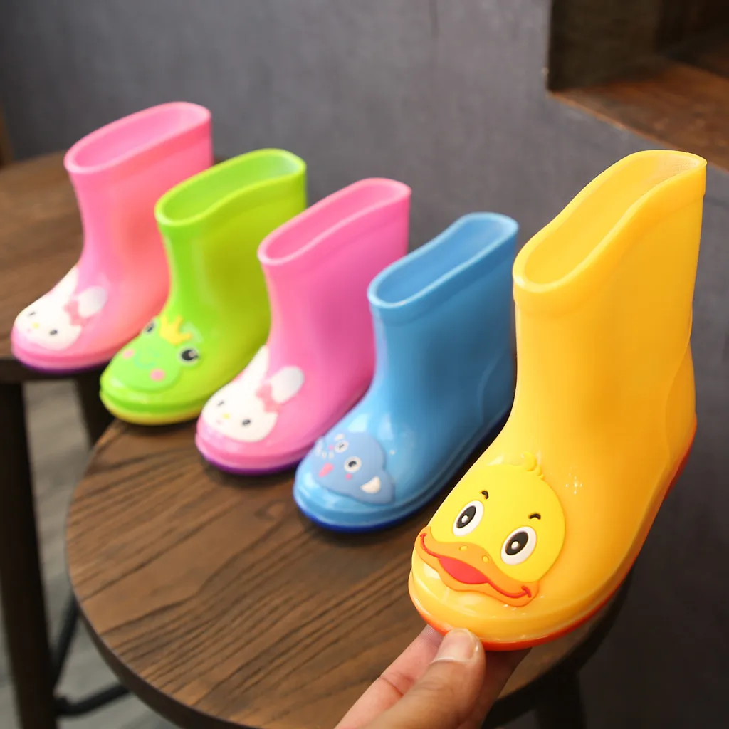 Милая Классическая Детская обувь; резиновые детские Мультяшные сапоги из ПВХ для детей; водонепроницаемые непромокаемые сапоги для девочек; Водонепроницаемая Обувь