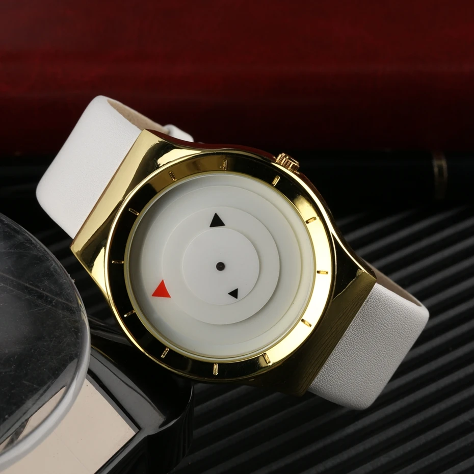 PAIDU Watch Men Creative Watches Unique Triangle Pointer Turntable Dial Quartz Watch Mens Watches erkek kol saati heren horloge