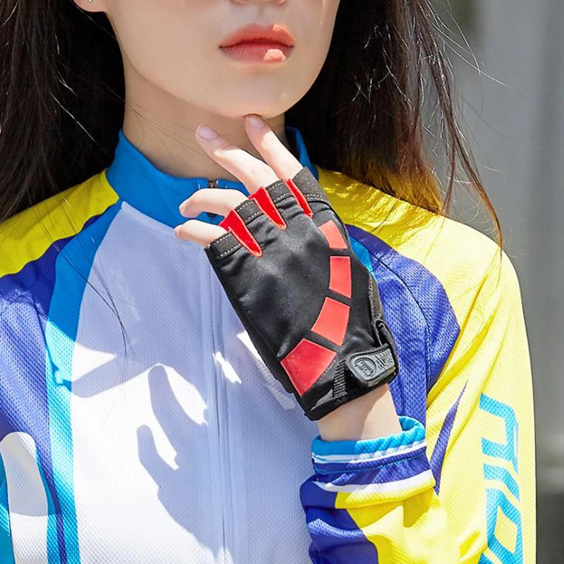 Велосипедные перчатки Светоотражающие ночью дышащие велосипедные перчатки с половинными пальцами мужские женские велосипедные спортивные перчатки