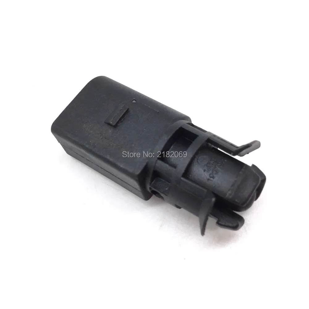 1J0919379A Ambient Air Temperature Sensor For VW Volkswagen Golf Jetta