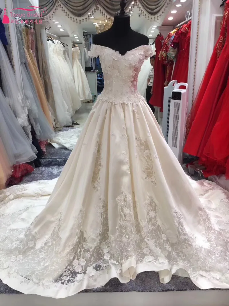 A Line Wedding Dress 2018 Chapel Train Vestido De Noiva Unique A Line Wedding Dress 2018 Chapel Train Vestido De Noiva Unique Vintage Dresses With Embroidery Robe Mariee Dqg026 In From