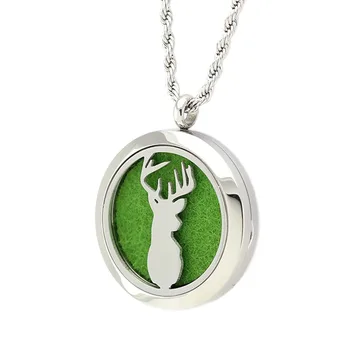 

5PCS Handsome Christmas Elk Pattern Hollow Stainless Steel Essential Oil Aromatherapy Locket Perfume Diffuser Locket Necklace