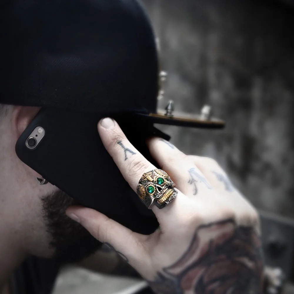 

LMIKNI 2019 Gothic Punk Men Stainless Steel Ring Vintage Fashion Hiphop Crystal Cross Skull Rings For Men Jewelry Accessories