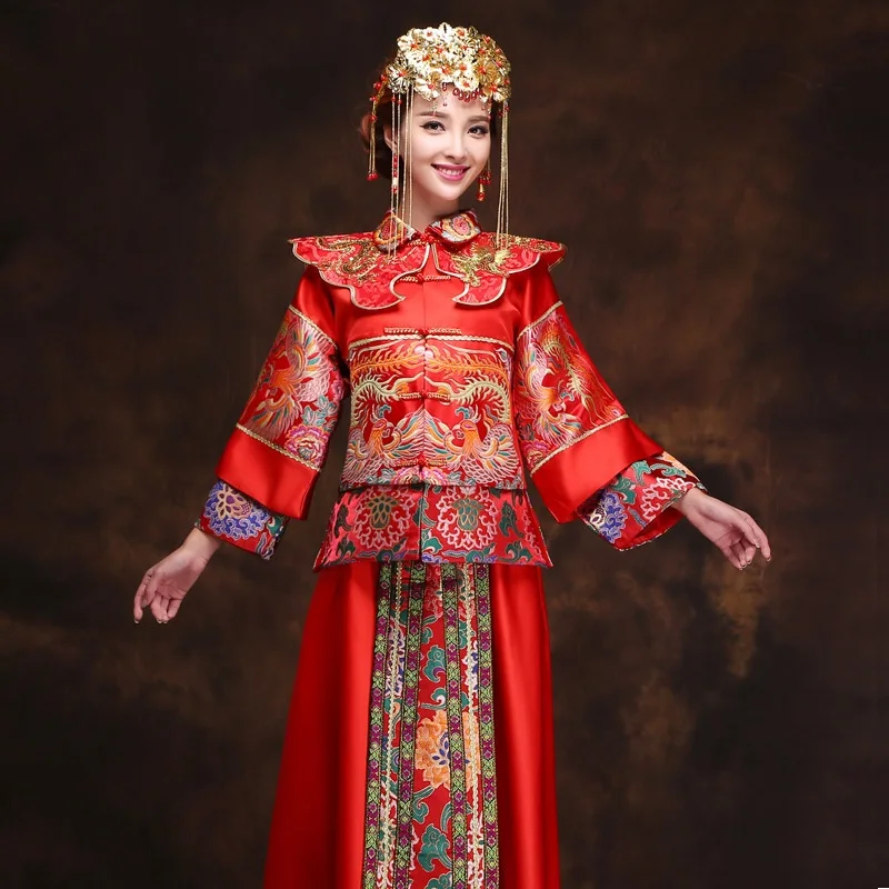 Chinois femmes traditionnel phoenix dragon satin kimono de mariage 2017 chine de mariée classique rouge kimono