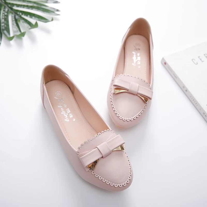 

New Spring and Autumn Flat Bottom Soft Bottom Spring and Korean Four-Season Bean Shoes