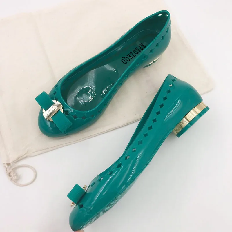 Women Dress Shoes Peach Peacock Flats Metal Drop Shipping Hollow Out Slip On Jelly Round Toe Bow Breathable Cute Patent Leather