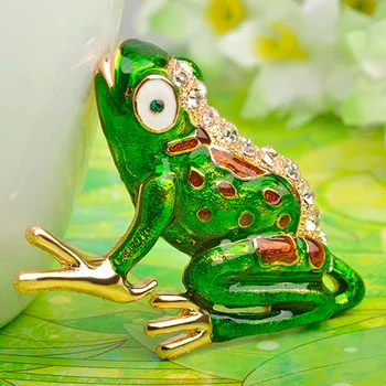 

12pcs/lot Wholesale Price Green Enamel Frog Pin Brooch For Men Jewelry Animal Broaches Accessories Children Jewelry Hats Bijoux