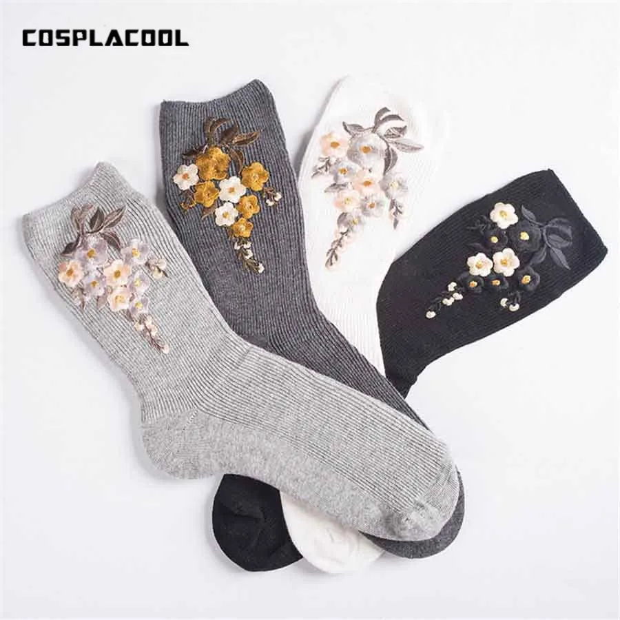 

Korean Harajuku Winter Warm Women Funny Socks Embroidery Plum Blossom Socks meias Pure Color Hand-made Novelty Socks Calcetines