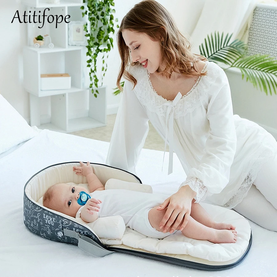  Portable Crib Multi-Function Folding Anti-Pressure Bed can Sleep can be Used as a Backpack Baby Bed