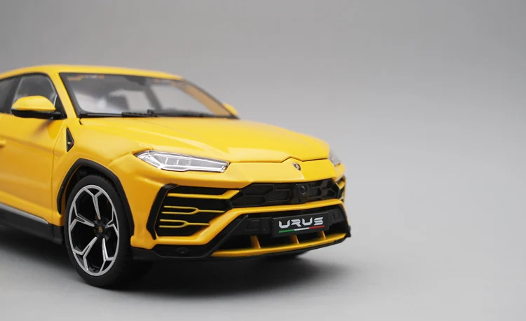 1:20 LAMBO URUS литая модель машины Модель автомобиля SUV Коллекция украшения