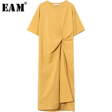 [EAM] Новинка весны summerFashion желтый свободные короткий рукав плиссированные раза асимметрия О-образным вырезом простые женские модельные S206
