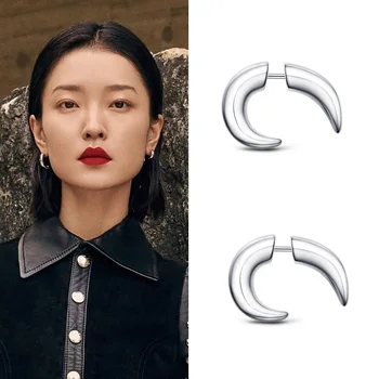 

Croissant earrings for men and women.