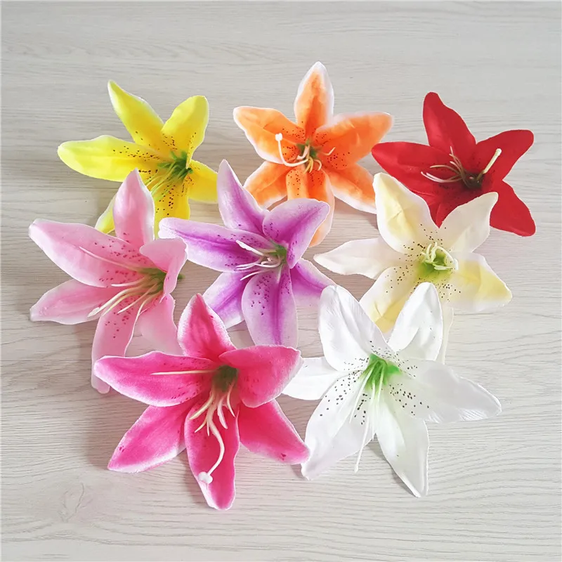 100pcs/lot 13cm Silk Lily Artificial Flower Head For Wedding Decoration DIY Garland Decorative Floristry Arch Flower Arrangement 100pcs/lot 13cm Silk Lily Artificial Flower Head For Wedding Decoration DIY Garland Decorative Floristry Arch Flower Arrangement
