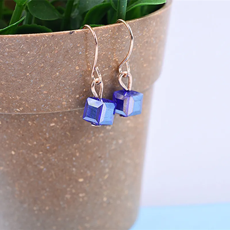 Женские серьги гвоздики с искусственным родием и кристаллом|crystal stud earrings|fashion