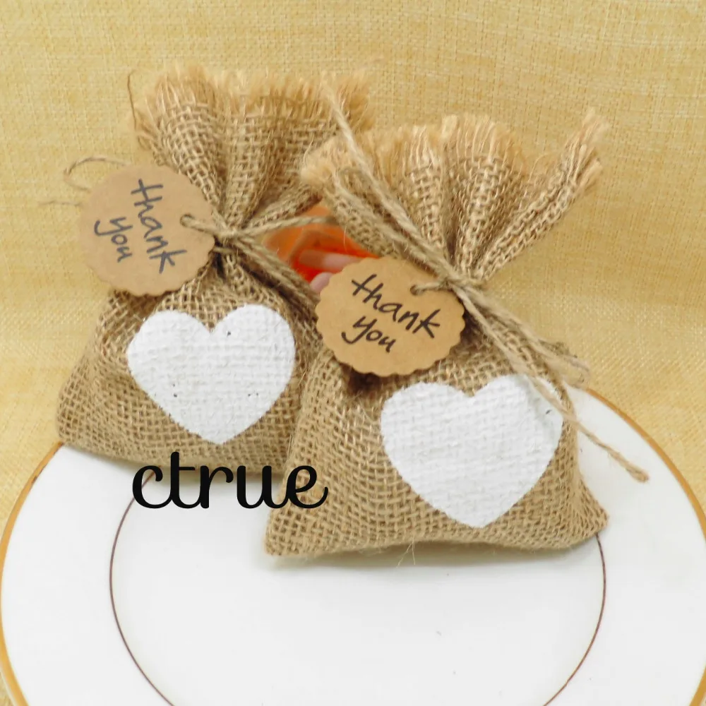 

24PC white heart wedding candy bag with DIY kraft tag burlap pouch sack Rustic jute bag for any party Decorations 10x14cm