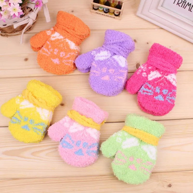 2016 Fashion Children Boy Girls Gloves Kids Coral Fleece Cute Cartoon Cat Halter Pack Gloves Warm Winter Mittens Kid Accessories (1)