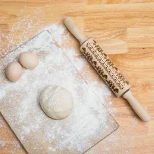 Christmas Rolling Pin Engraved Carved Wood Embossed Rolling Pin Kitchen Tool PAK55