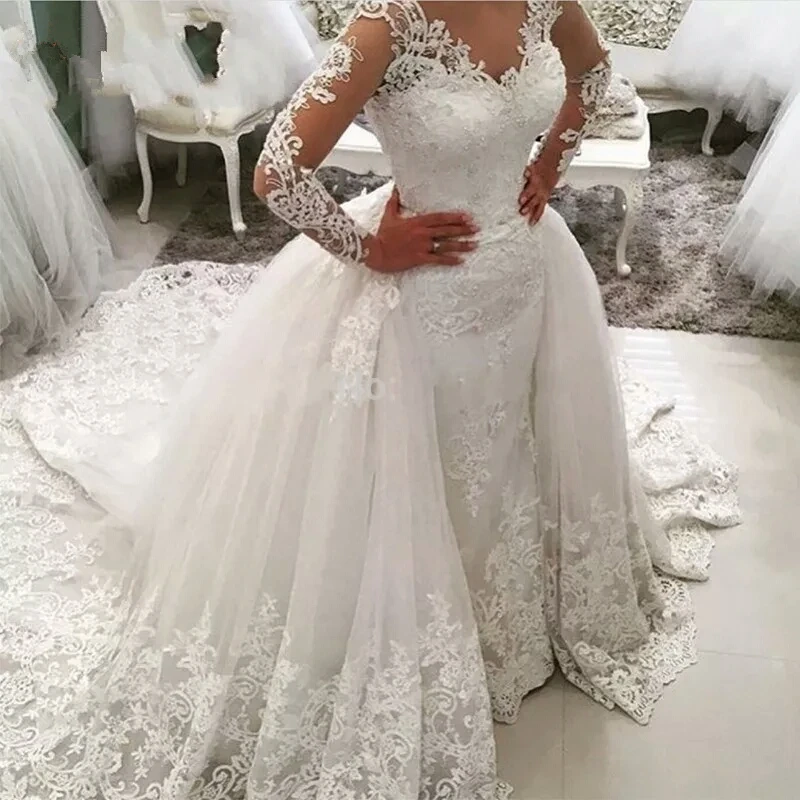 

2019 Luxury Appliqued Sheath Bridal Gowns With Beads Detachable Train V Neck Backless Lace Wedding Dress Trouwjurk