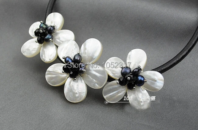 Wedding Woman Jewelry Flower Chokers Necklace AAA Natural Real Pearl Handmade Pretty Three Flowers Necklace Black