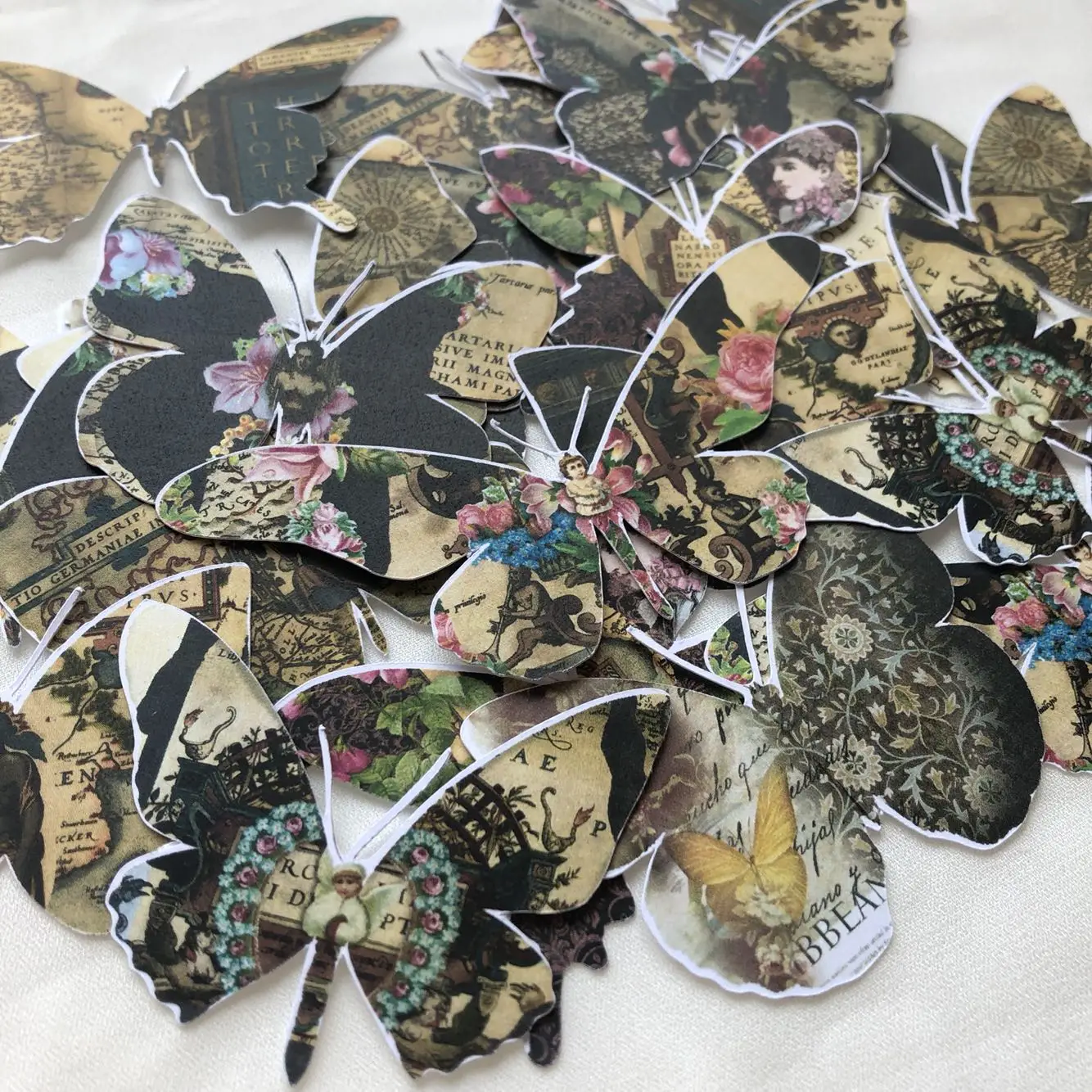 

22 PCS\SET Vintage butterfly journal Decoration Stationery Material Paper Set for Scrapbooking DIY Projects/Photo Album/Card