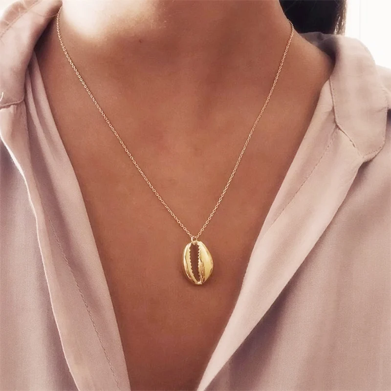 

Bohemian Cowrie Conch Shell Pendant Necklace for Women Fashion Simple Ocean Beach Seashell Necklaces Boho Shell Jewelry