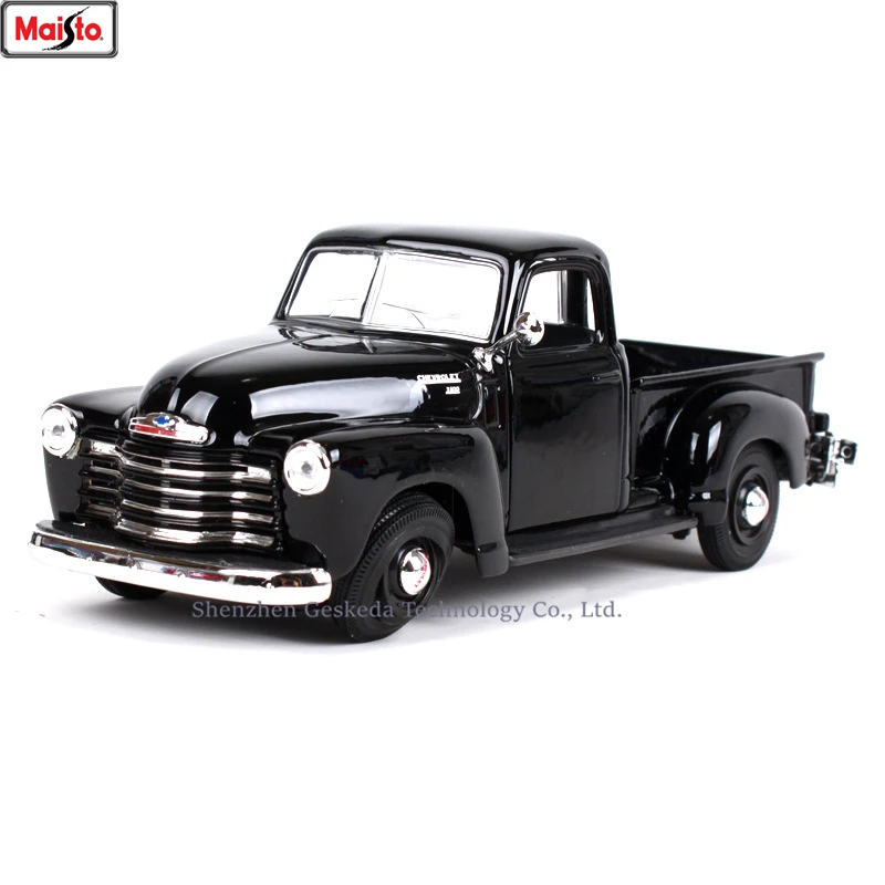 

Maisto 1:24 Chevrolet retro pickup Simulation alloy super toy car model For with Steering wheel control front wheel steering toy