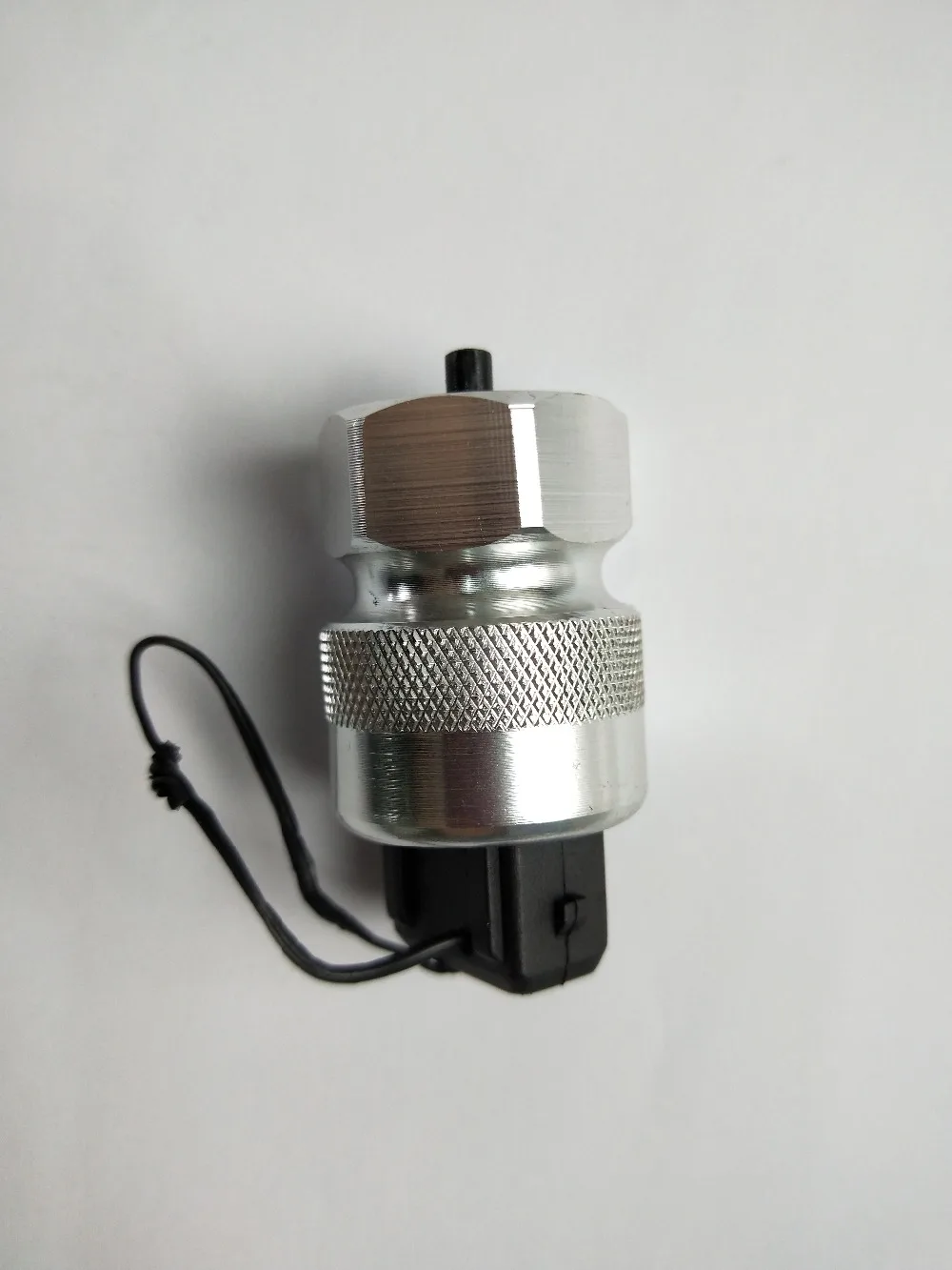 SMD 2 шт 12 месяцев гарантия электронный датчик скорости 3836N 010 для нового 153