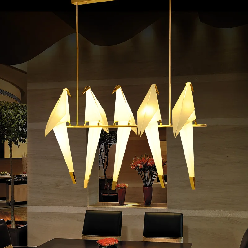 

Modern Creative Paper Crane Metal Chandelier For Restaurant Living Room Dining Room Children's Room LED Bird Design Pendant Lamp