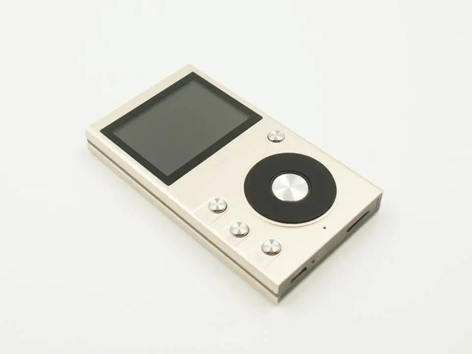 Iqq C18 8 ГБ 24bit/192 кГц DSD начального уровня High Fidelity музыкальный плеер|music player|192khz player24bit