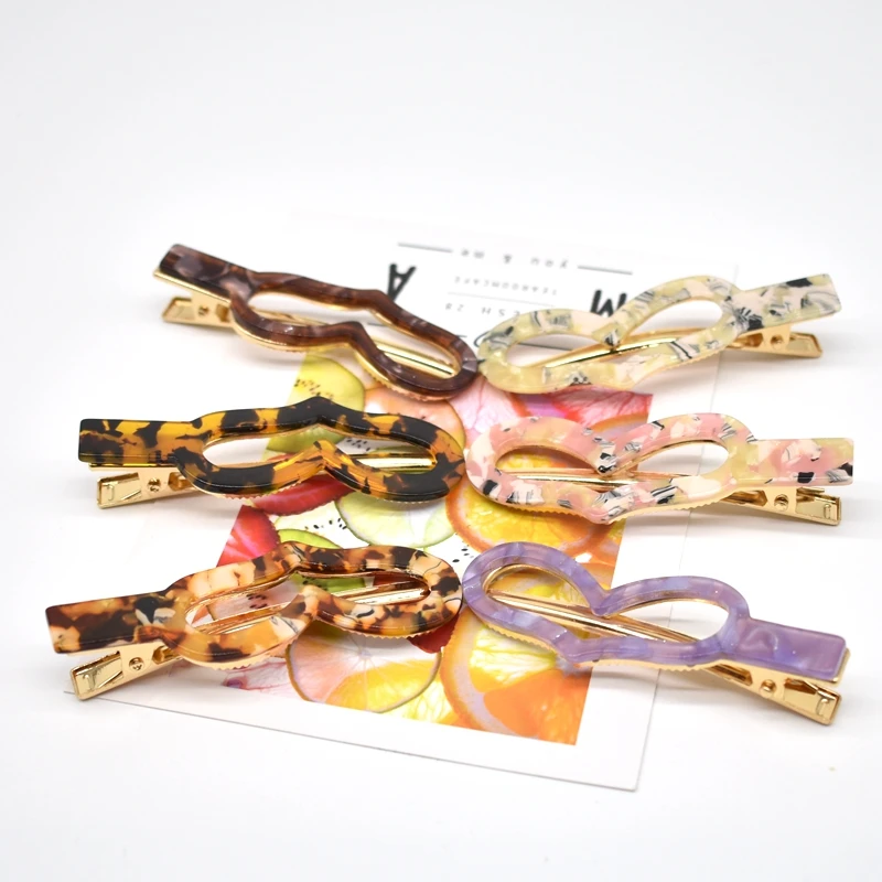 

Vintage Amber Acrylic Leopard Women Girl Hair Clips Heart Hairpin Accessories Barrettes