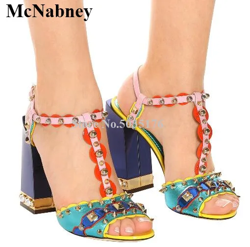 

Newest Metal Rivet Pearl T-tied Summer Ladies Shoes Ankle Buckle Strap Sandals European Peep Toe Thick Square Heel Women Shoes