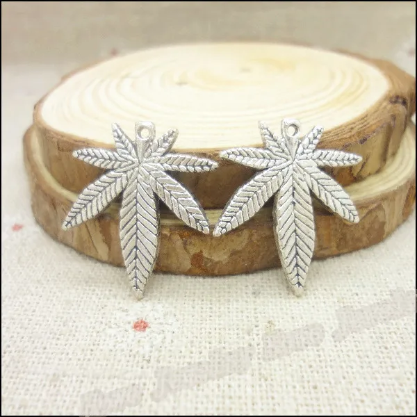 

16 pcs Vintage silver Leaves zinc alloy charms pendant DIY Bracelet Necklace metal jewelry accessories Making
