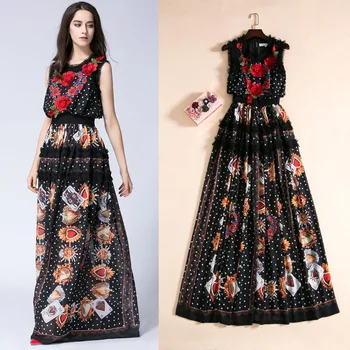 

New women's fashion temperament big pendulum round collar sleeveless roses embroidered cultivate morality dress