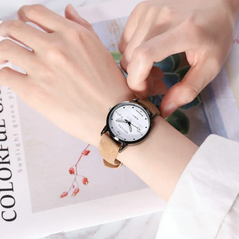 

New 2019 Women's Watch Fashion Leather Band Quartz Watch Top Brand Wristwatch Ladies Watches Clock For Women Reloj Mujer