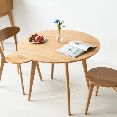Solid wood round table modern minimalist small table dining table Solid wood round table modern minimalist small table dining table