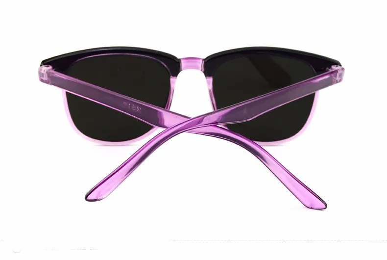 2531449674_325614969