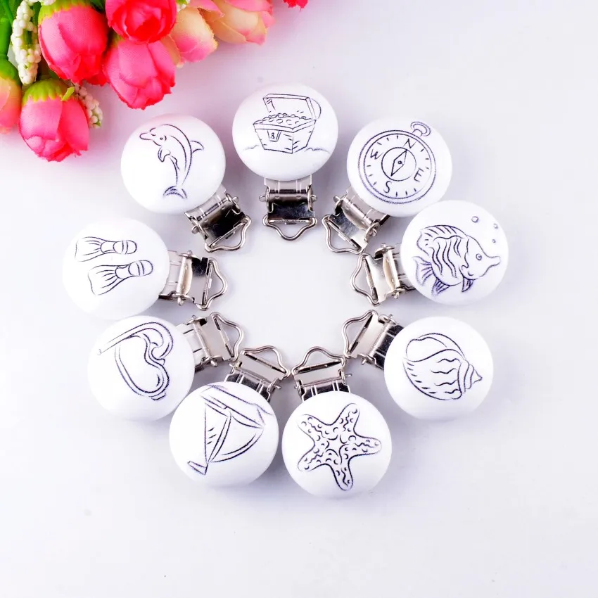 

5PCs Baby Pacifier Clips Mixed Pattern Sea White Wood Metal Holders Cute Infant Soother Clasps Funny Accessories 4.4x2.9cm