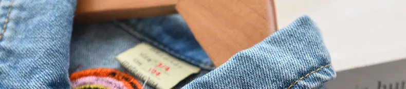 FLORAL-EMBROIDERED-DENIM-JACKETS_19