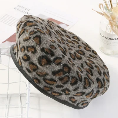 Women French Plaid Beret Vintage Wool Soft Winter Warm Beret Beanie Hat