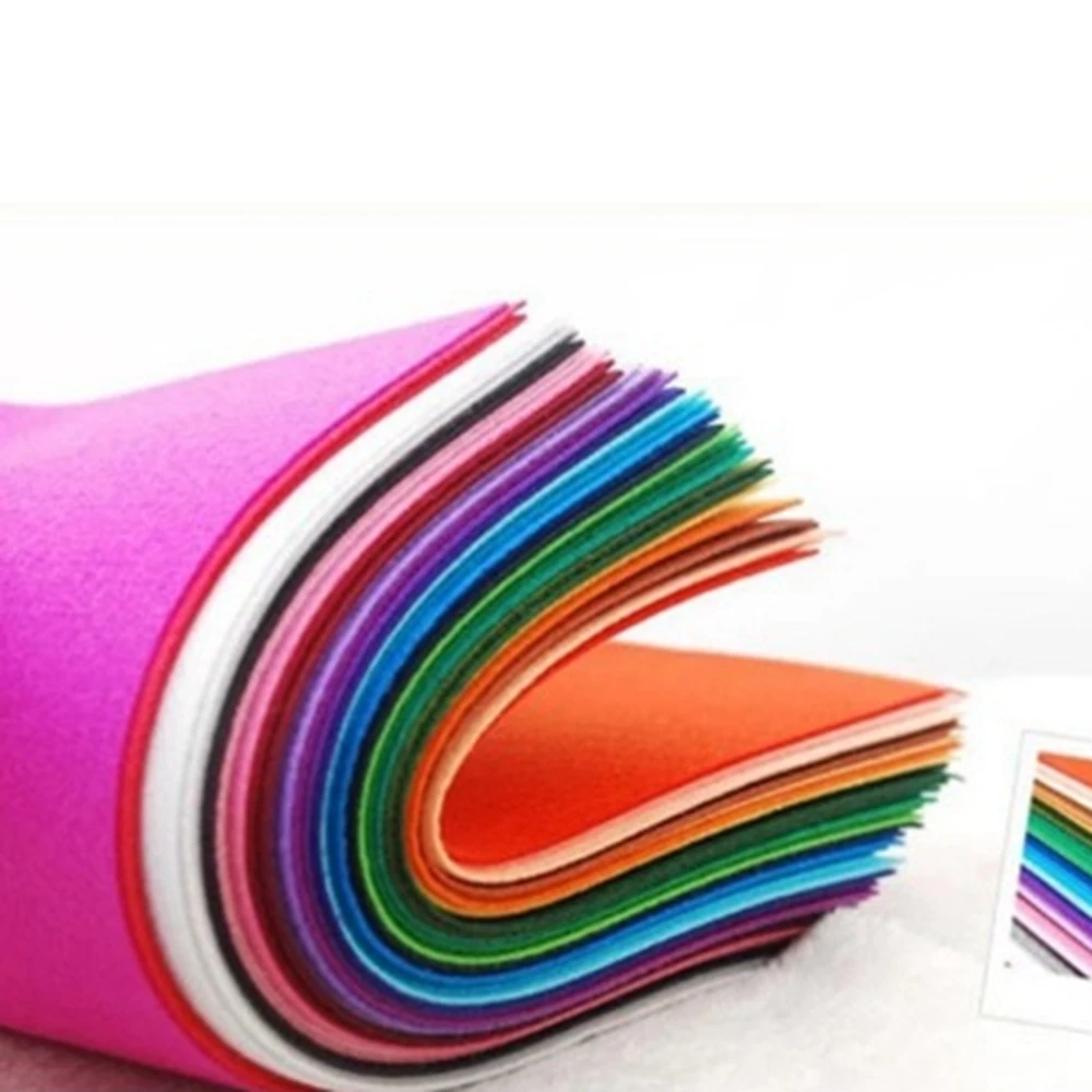40pcs 15x15cm Non Woven Felt Fabric 1mm Thickness Polyester Cloth Felts DIY Bundle For Sewing font