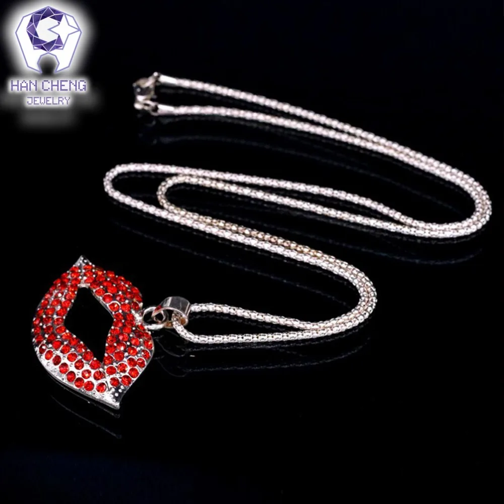 

Fashion Hollow Lips Pave Rhinestone Necklaces & Pendants Plated Gold Chain Long Statement Necklace Women Jewelry collier