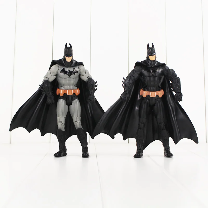 

7.5cm Batman Action Figure Justice League Super Hero Batman The Dark Knight Model Dolls for Children